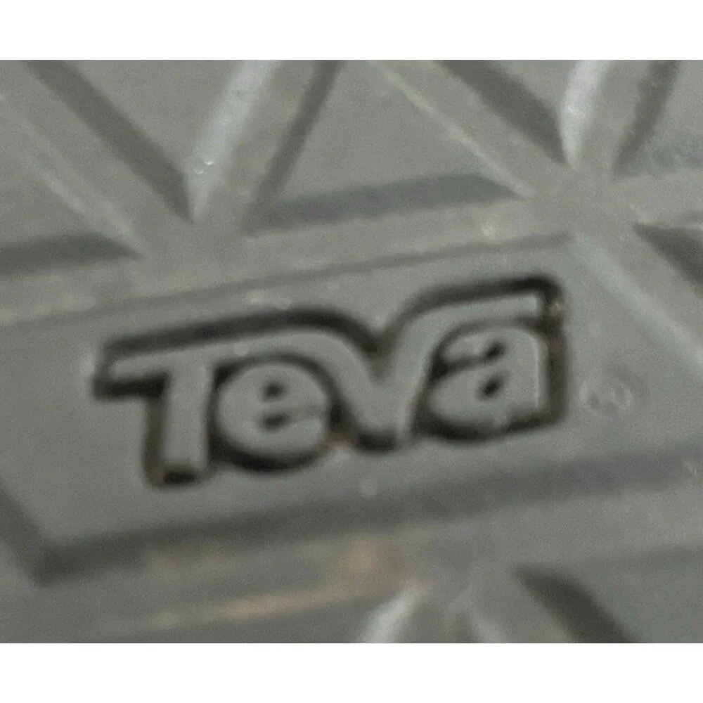 Teva Sandals Midform Universal #1090969 Metallic Champagne Adjust Sz 9 EVA Sole